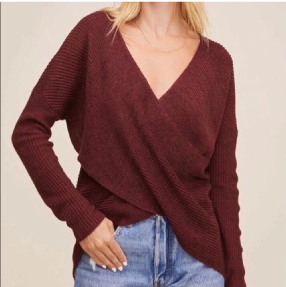 ASTR the Label Wrap Front Sweater Women Small Burgundy Surplice V-Neck Crossover